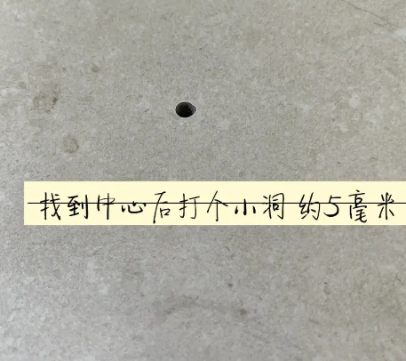 赣县瓷砖空鼓维修公司专业解答在瓷砖铺贴过程中，如果砂料搅拌不均匀，将会带来以下问题